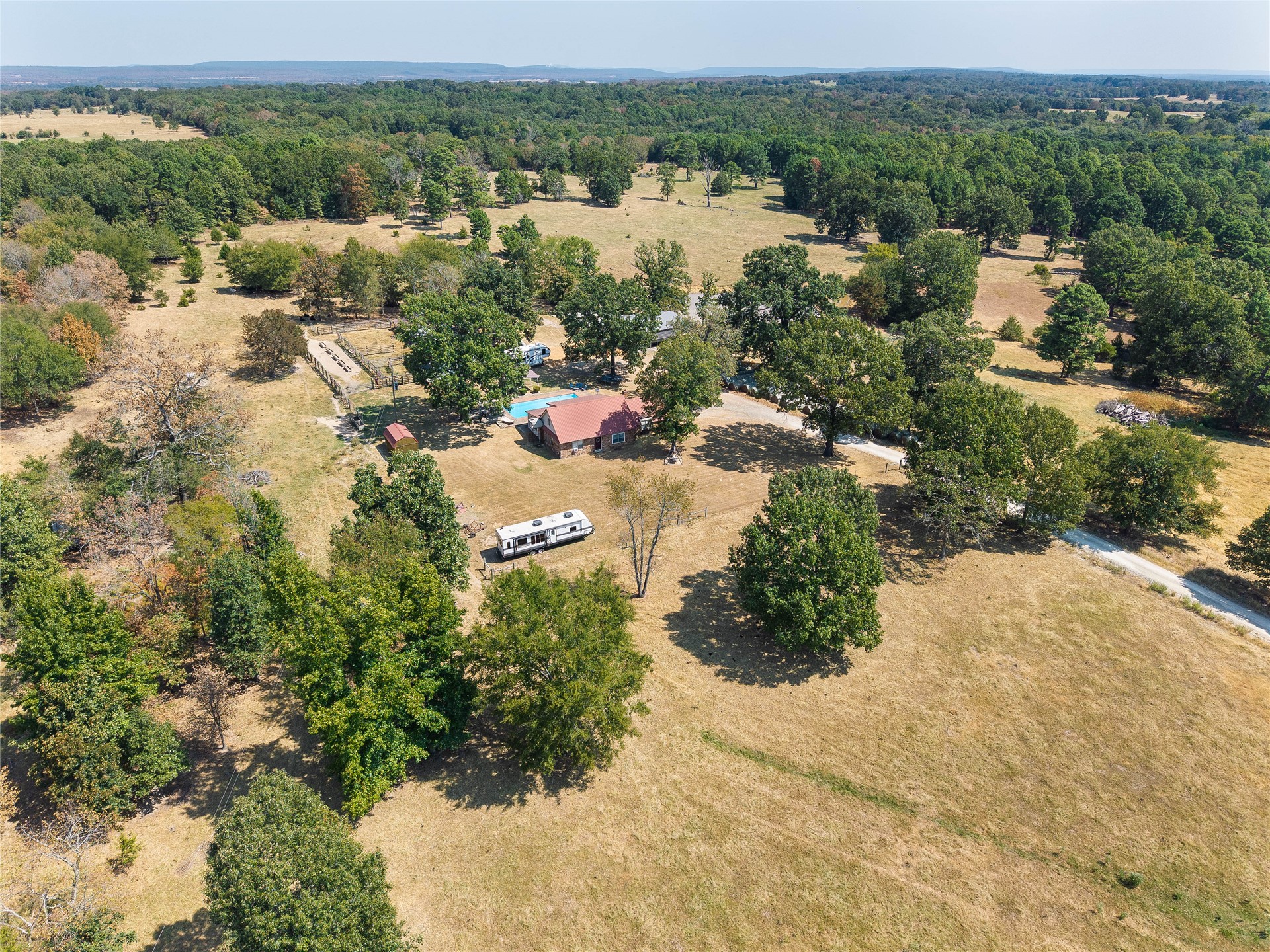 410485 E 1910 Road Property Photo 30