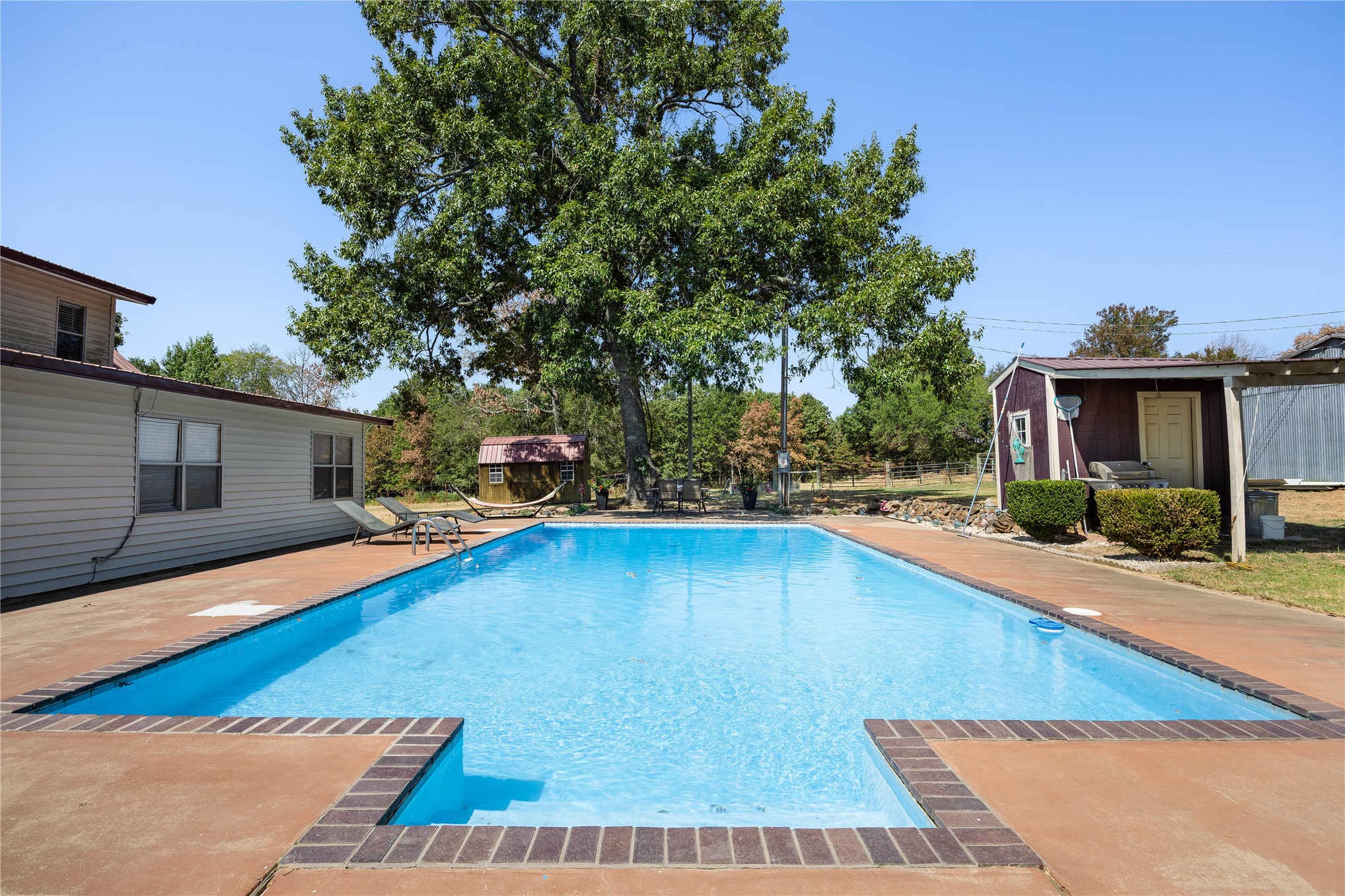 410485 E 1910 Road Property Photo 35
