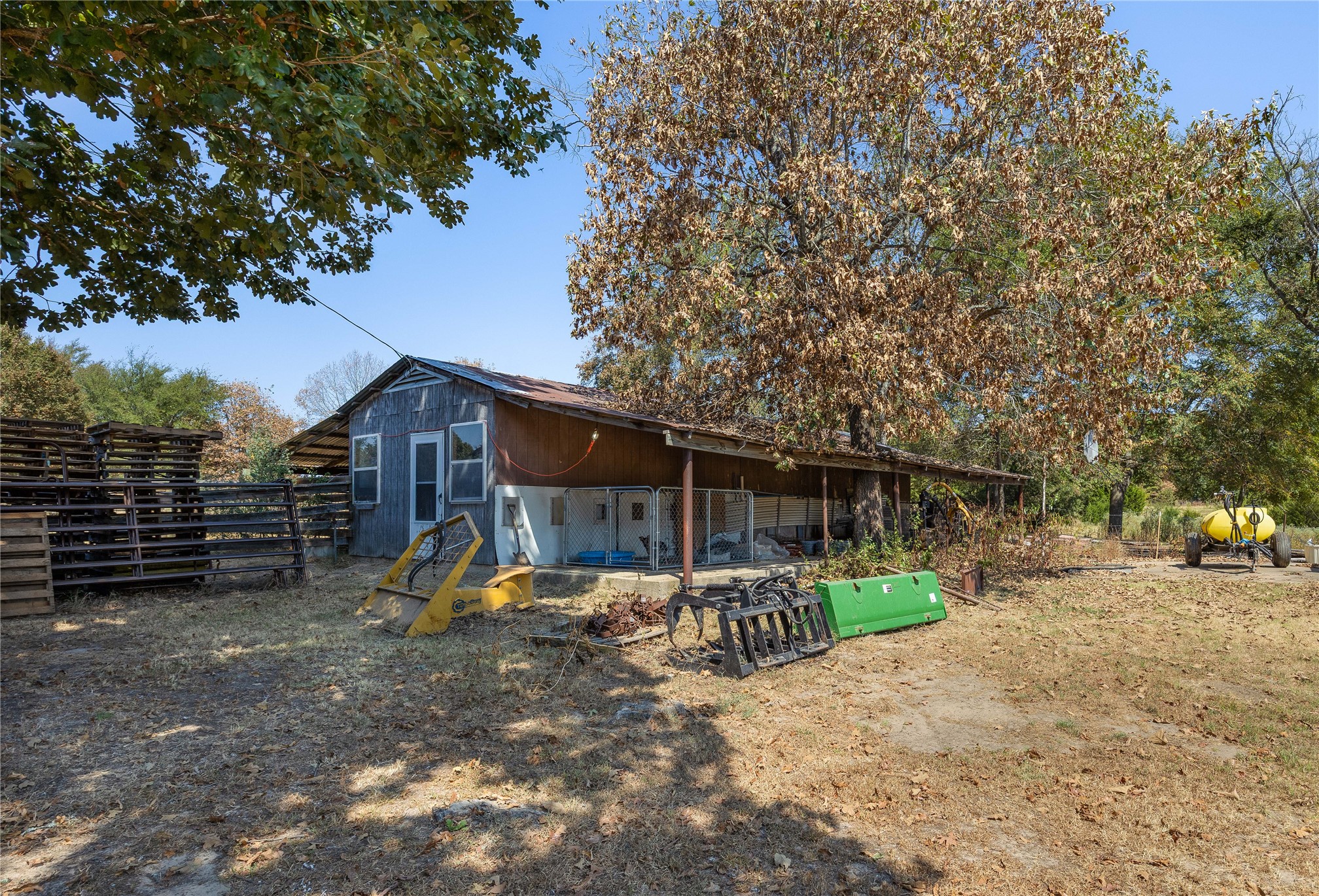 410485 E 1910 Road Property Photo 52