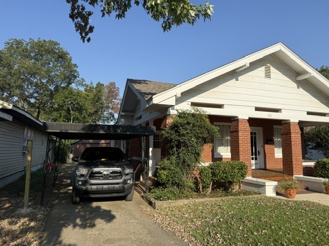 425 Sw I Property Photo 2