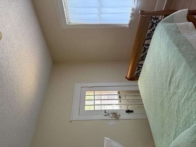 425 Sw I Property Photo 17