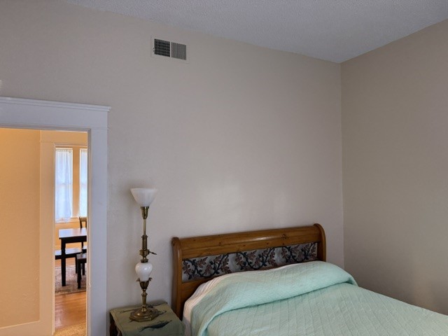 425 Sw I Property Photo 19