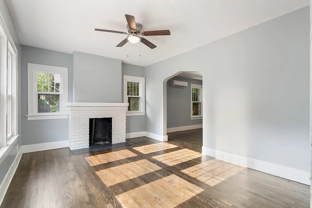 220 N Tacoma Avenue Property Photo 6