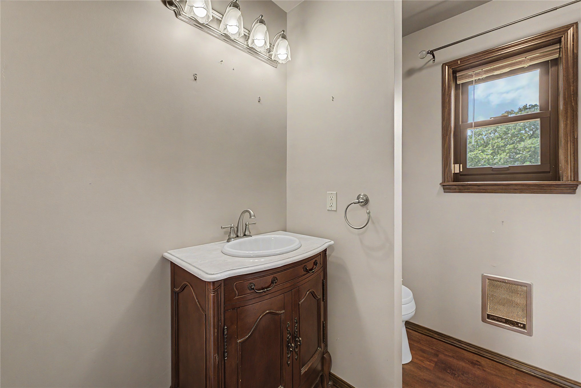 267 County Road 3013 Property Photo 8