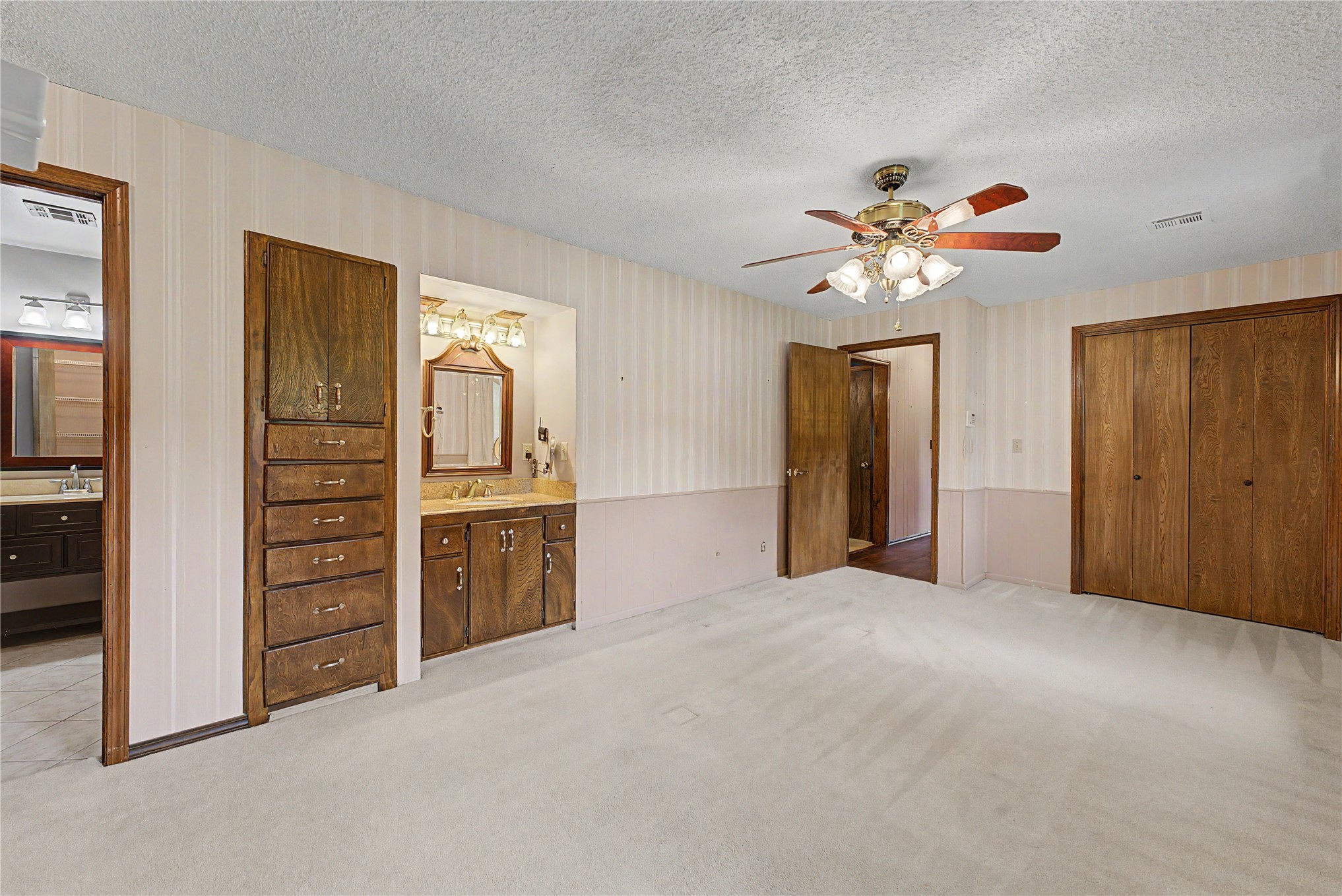 267 County Road 3013 Property Photo 10