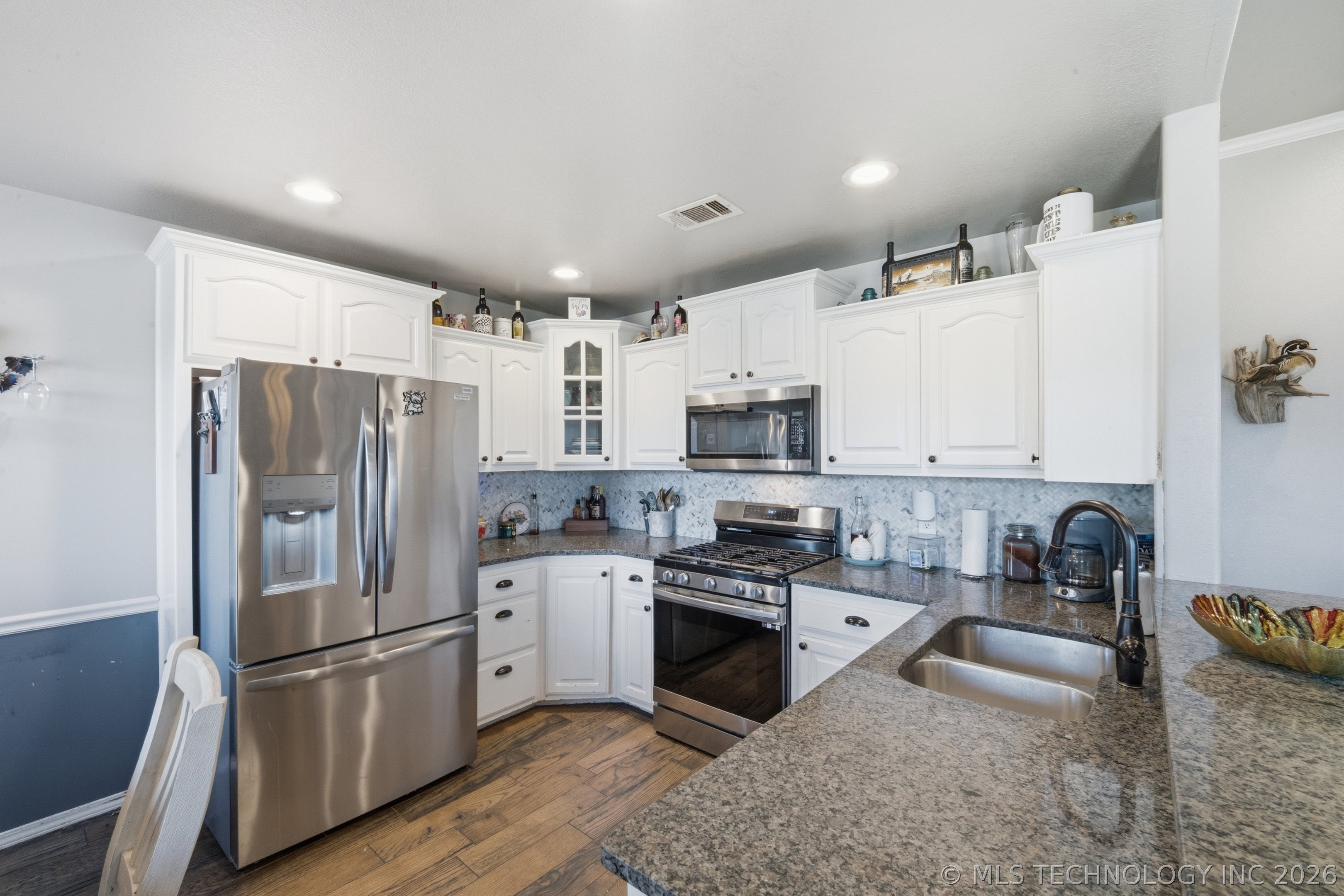 2111 S Javine Street Property Photo 14