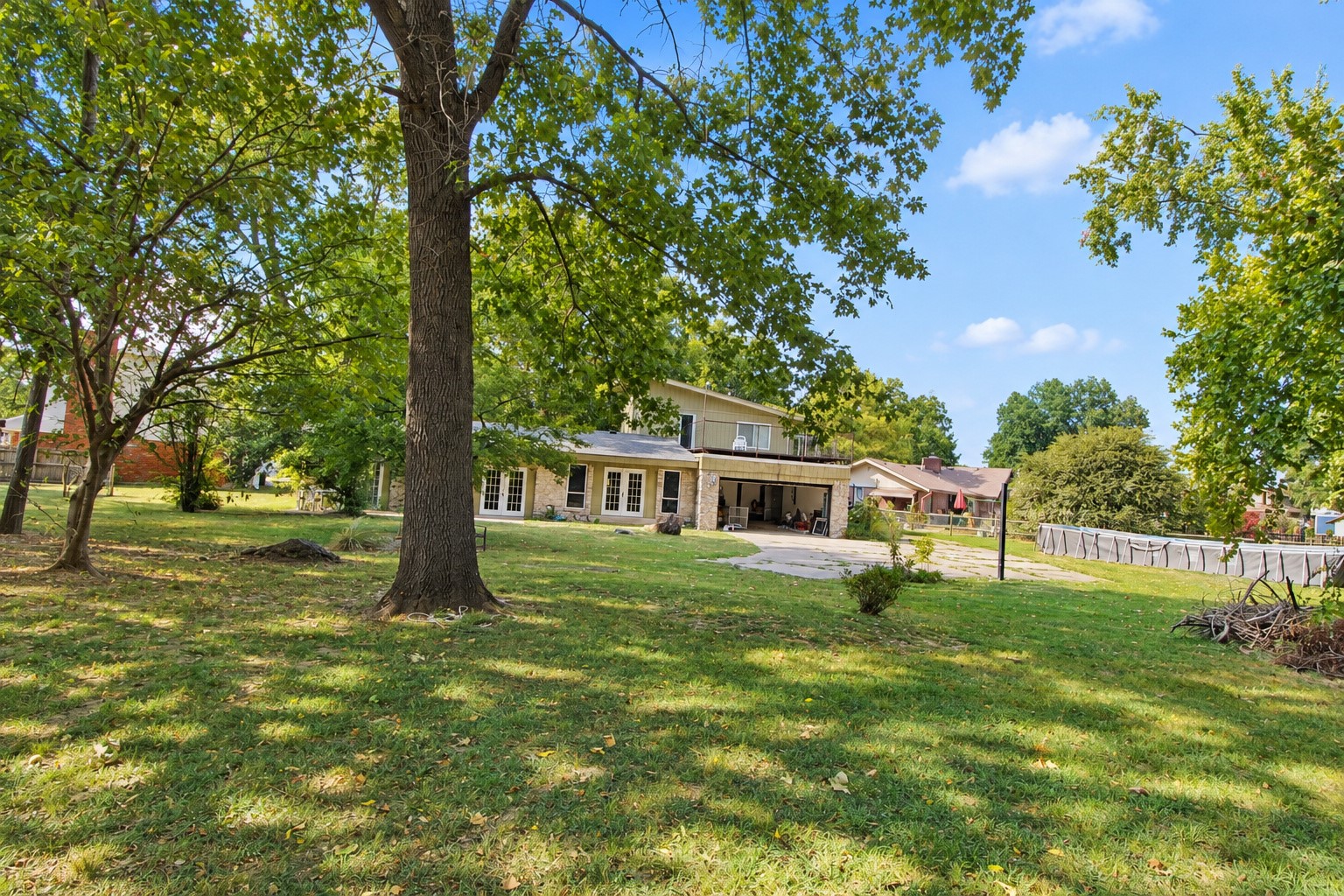 8413 Shadowood Avenue Property Photo 15
