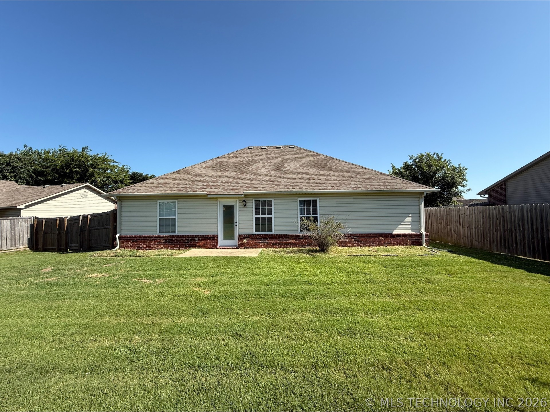 25720 E 90th Place S Property Photo 14