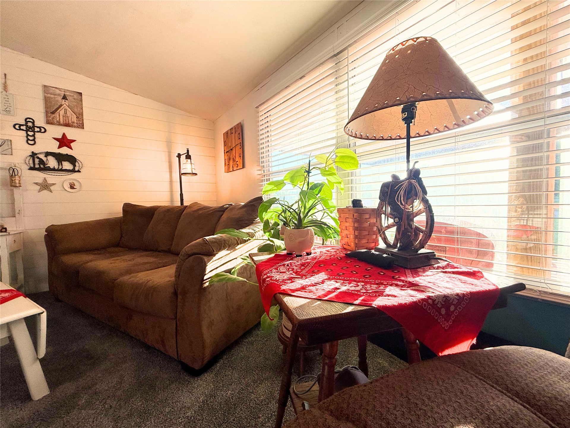 5819 N Matilda Drive Property Photo 6