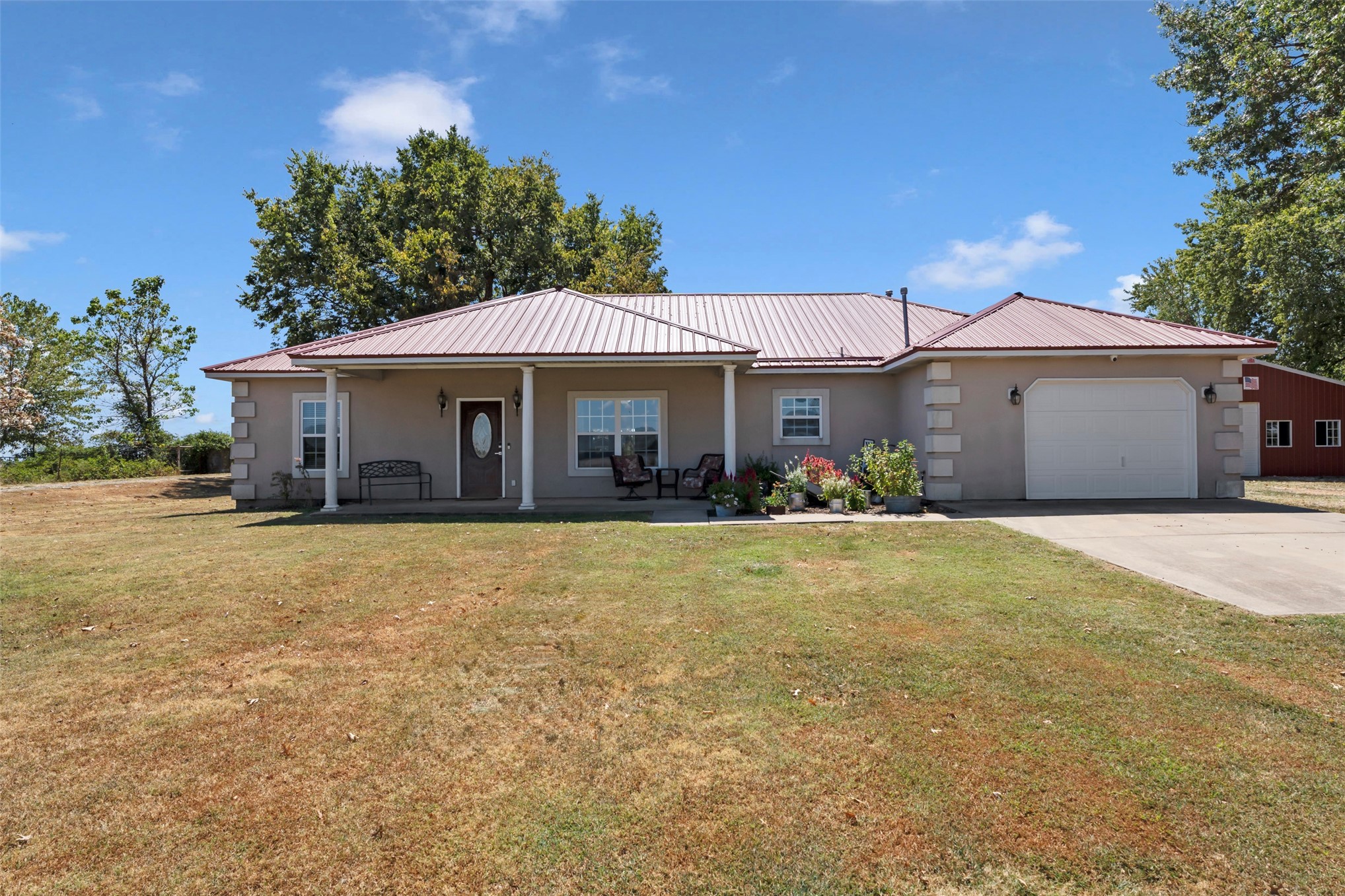 20233 E 570 Property Photo 2