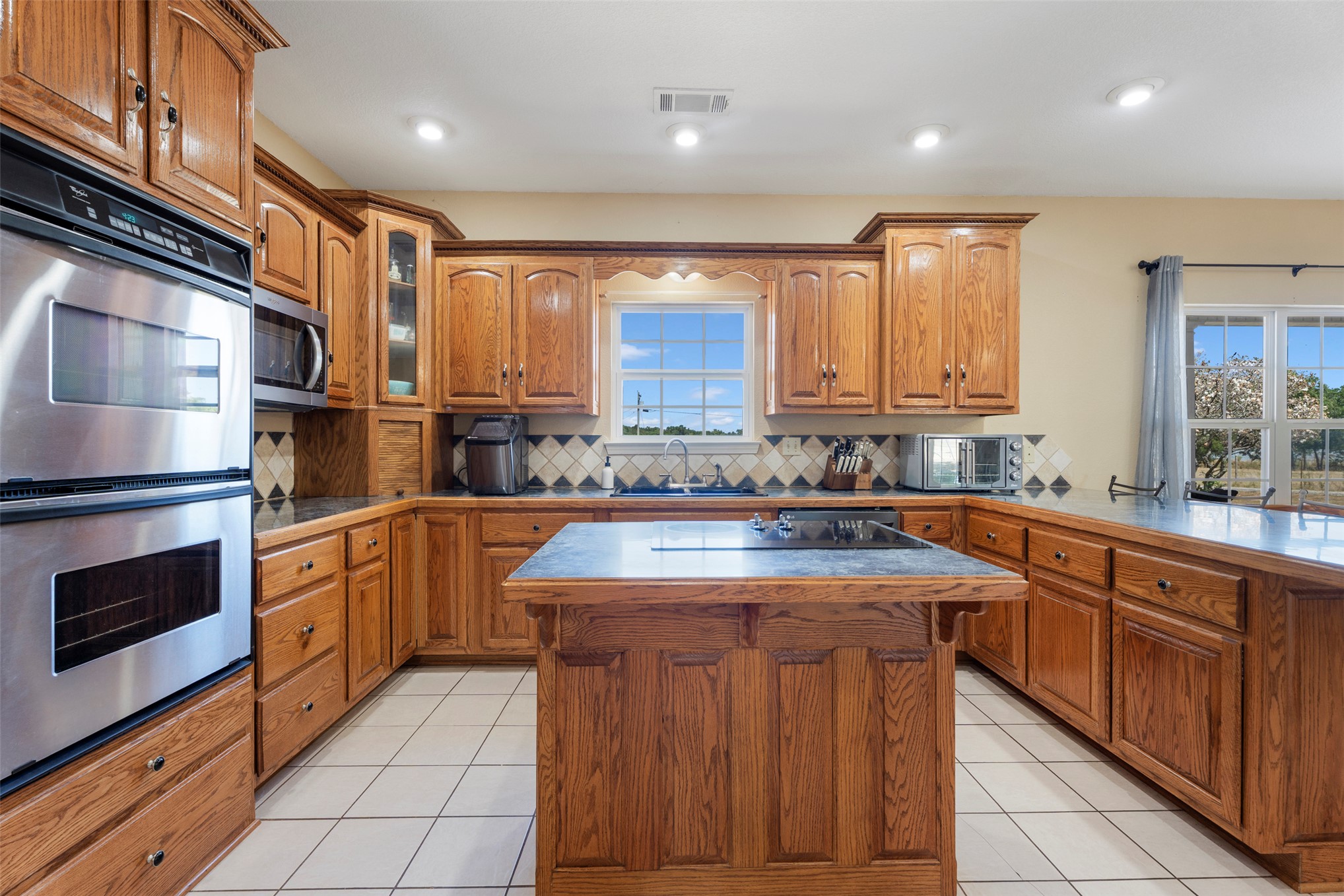 20233 E 570 Property Photo 14