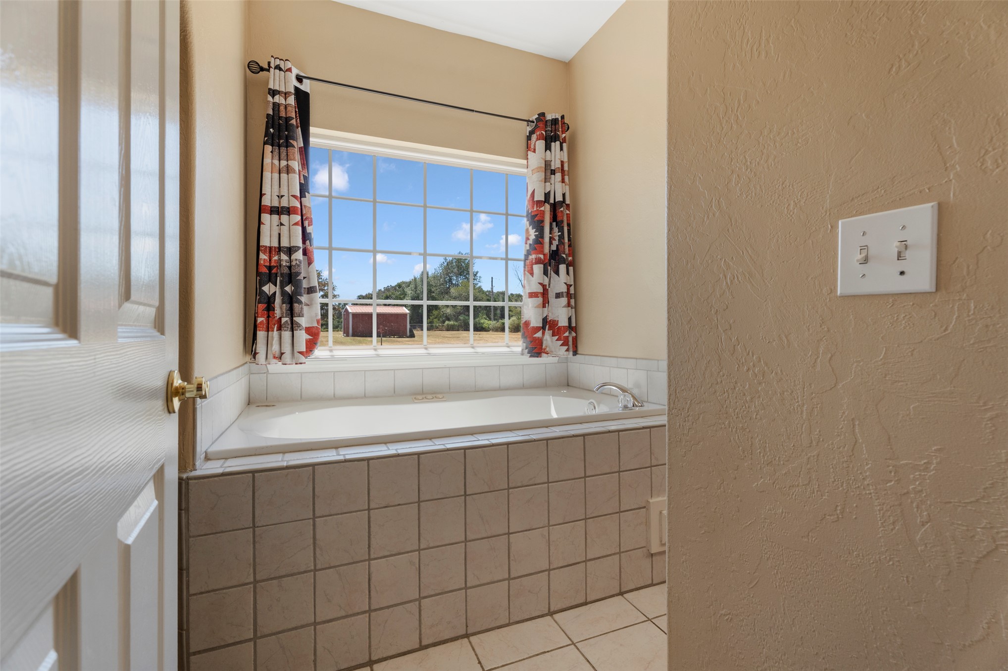 20233 E 570 Property Photo 20