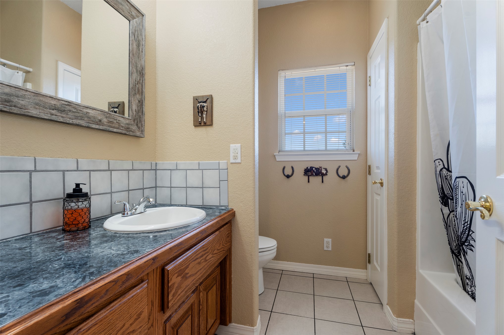 20233 E 570 Property Photo 25