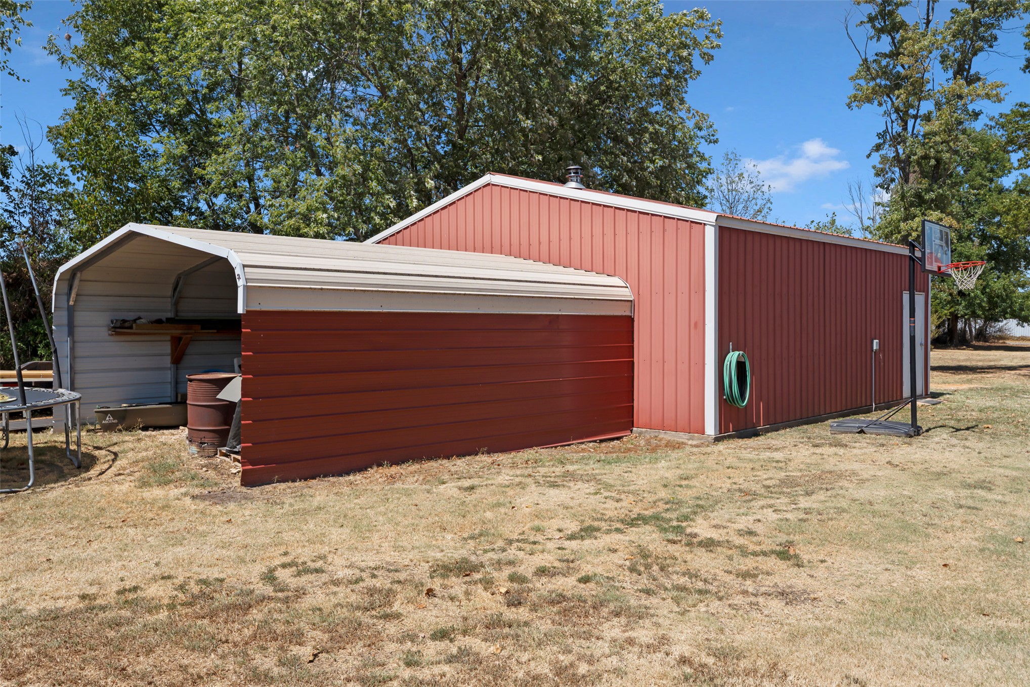 20233 E 570 Property Photo 38