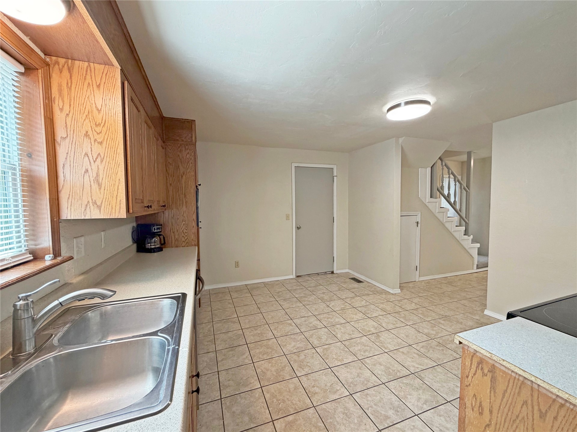 505 Mckie Street Property Photo 11