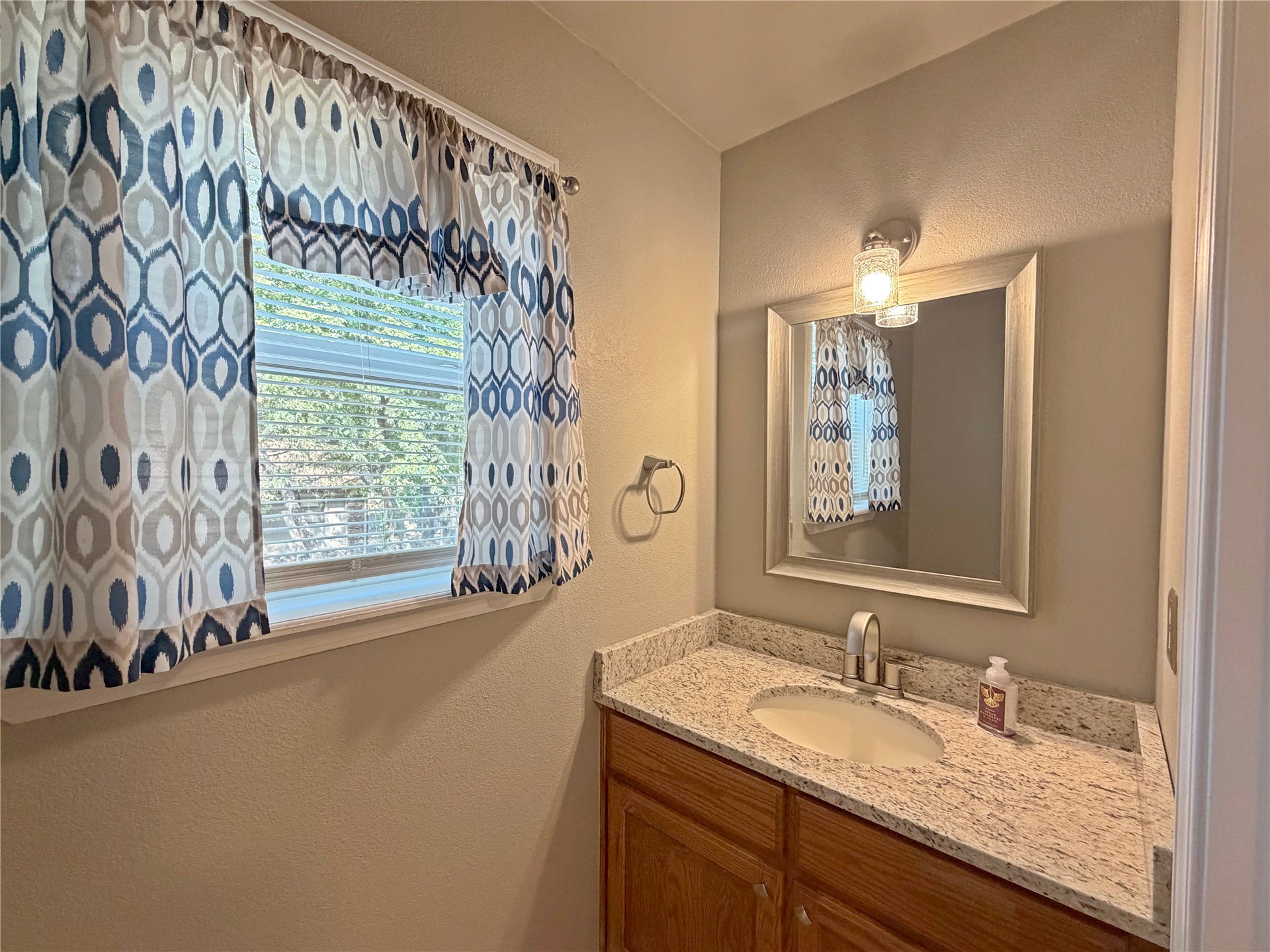 505 Mckie Street Property Photo 18