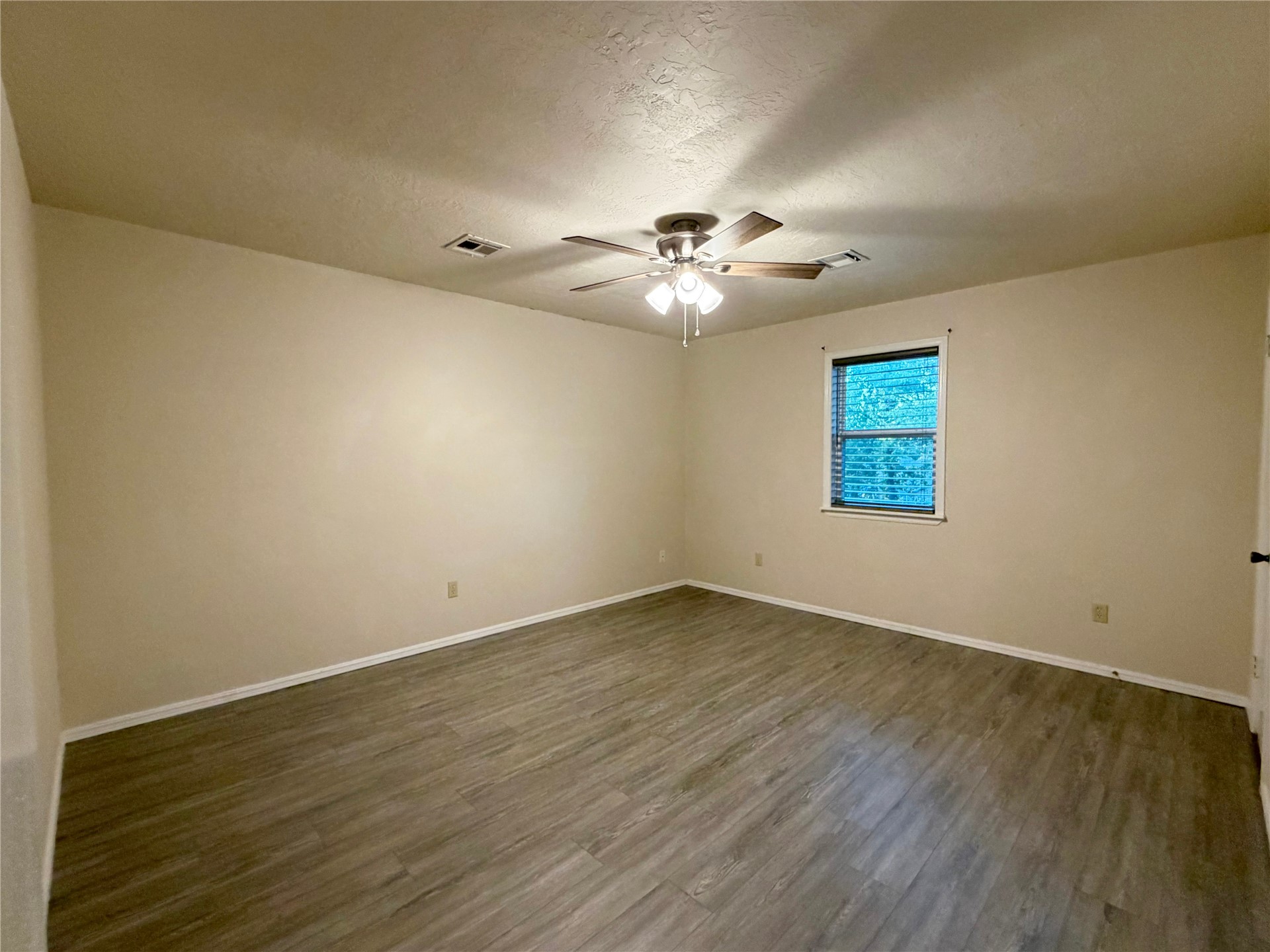 505 Mckie Street Property Photo 23