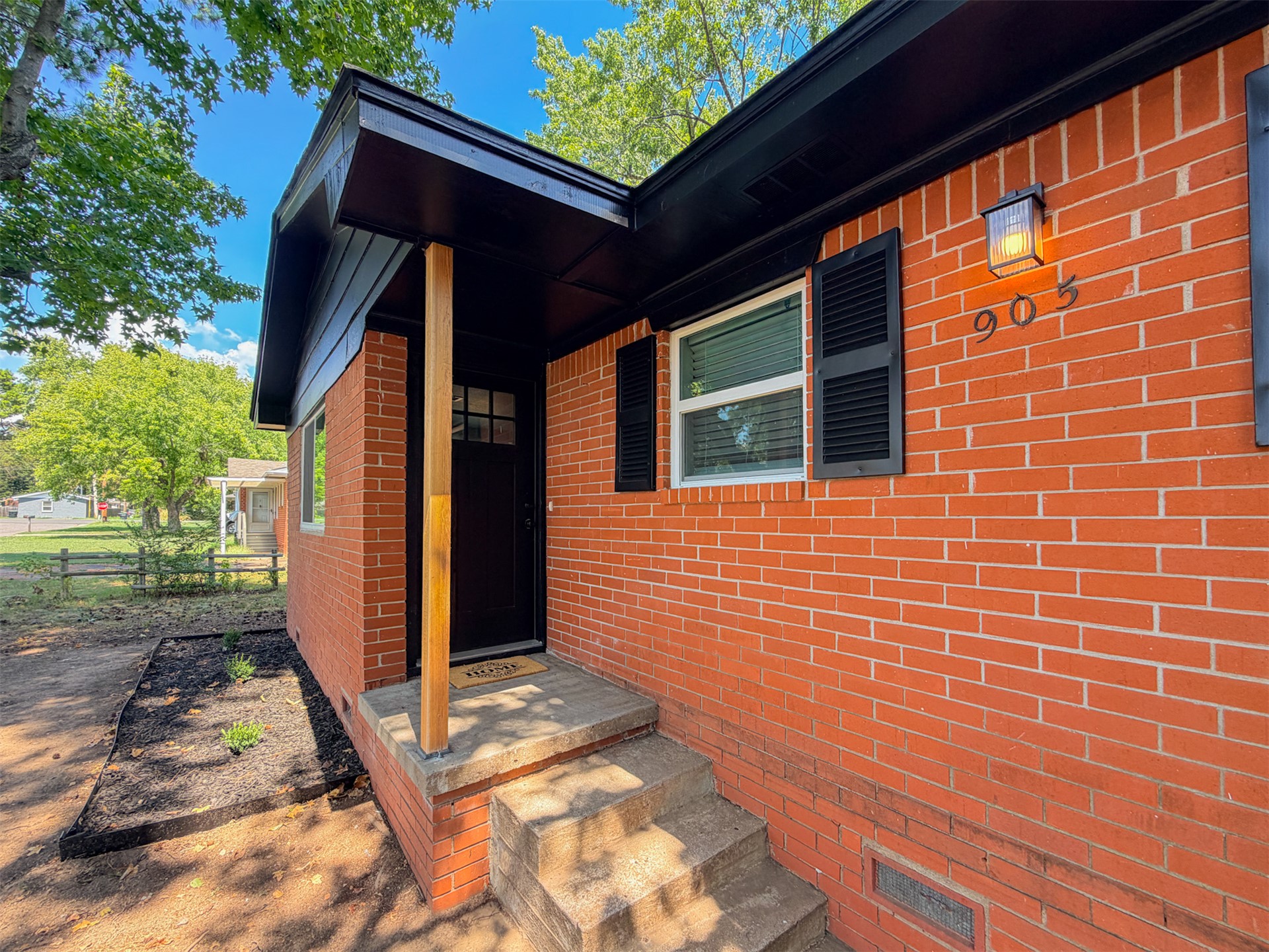905 Lamer Avenue Property Photo 4
