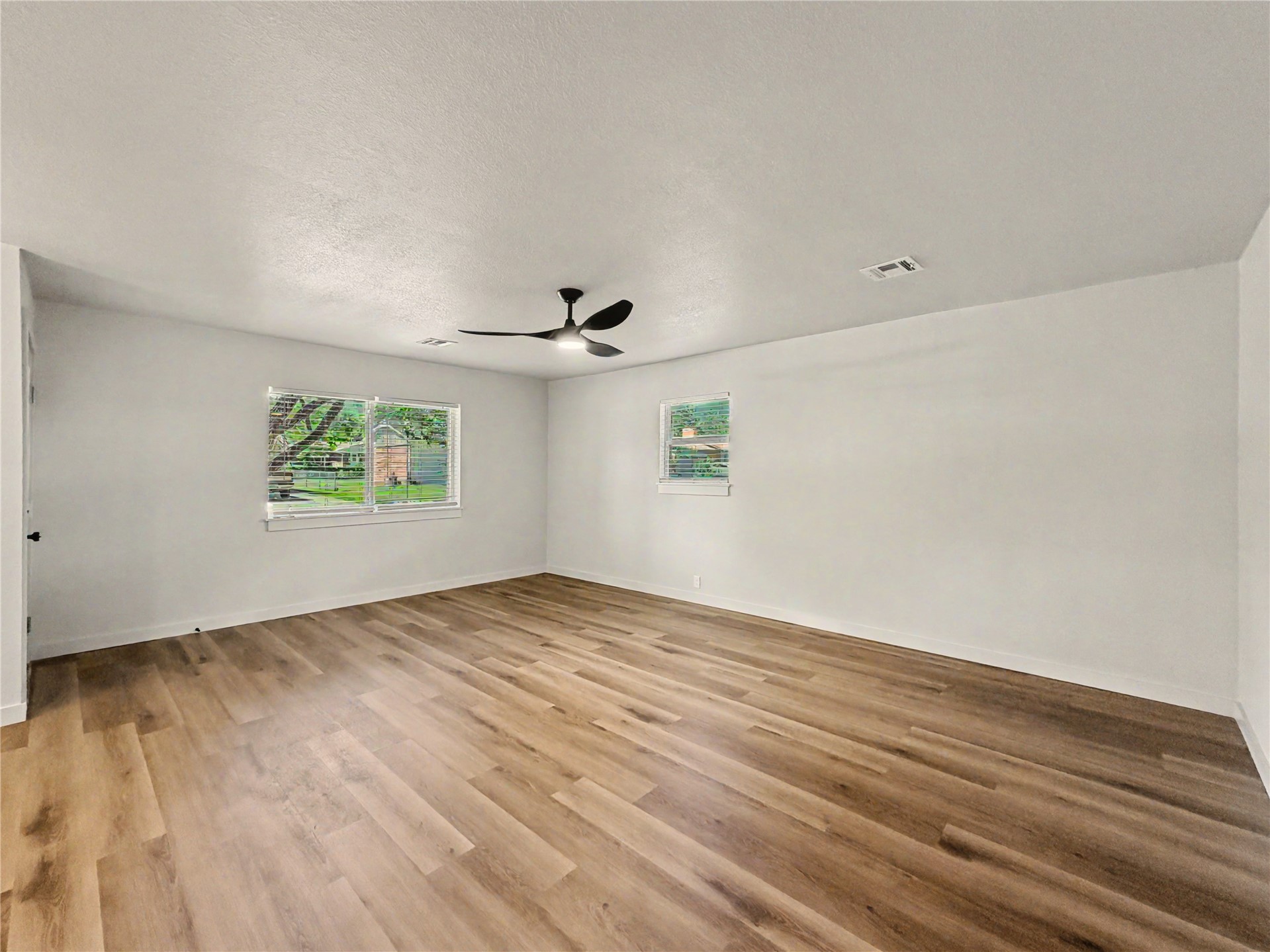 905 Lamer Avenue Property Photo 11