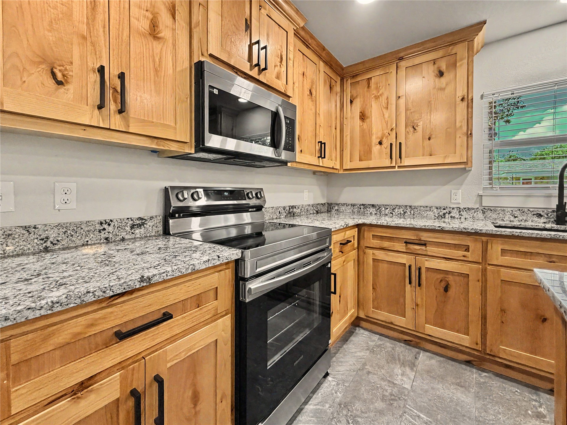 905 Lamer Avenue Property Photo 22
