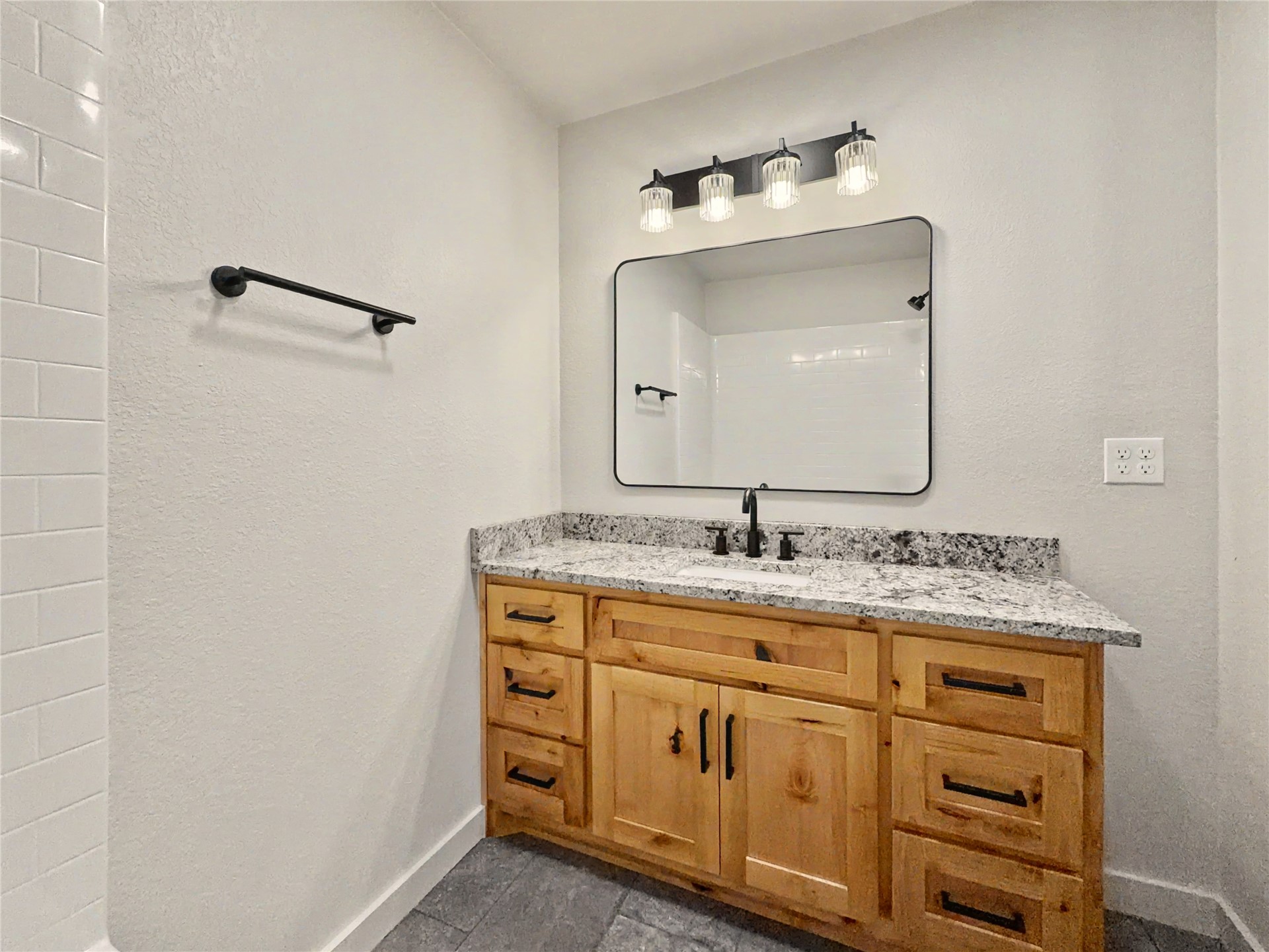 905 Lamer Avenue Property Photo 27