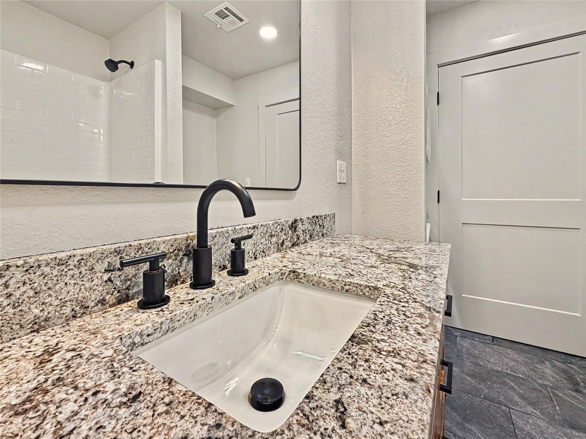 905 Lamer Avenue Property Photo 28