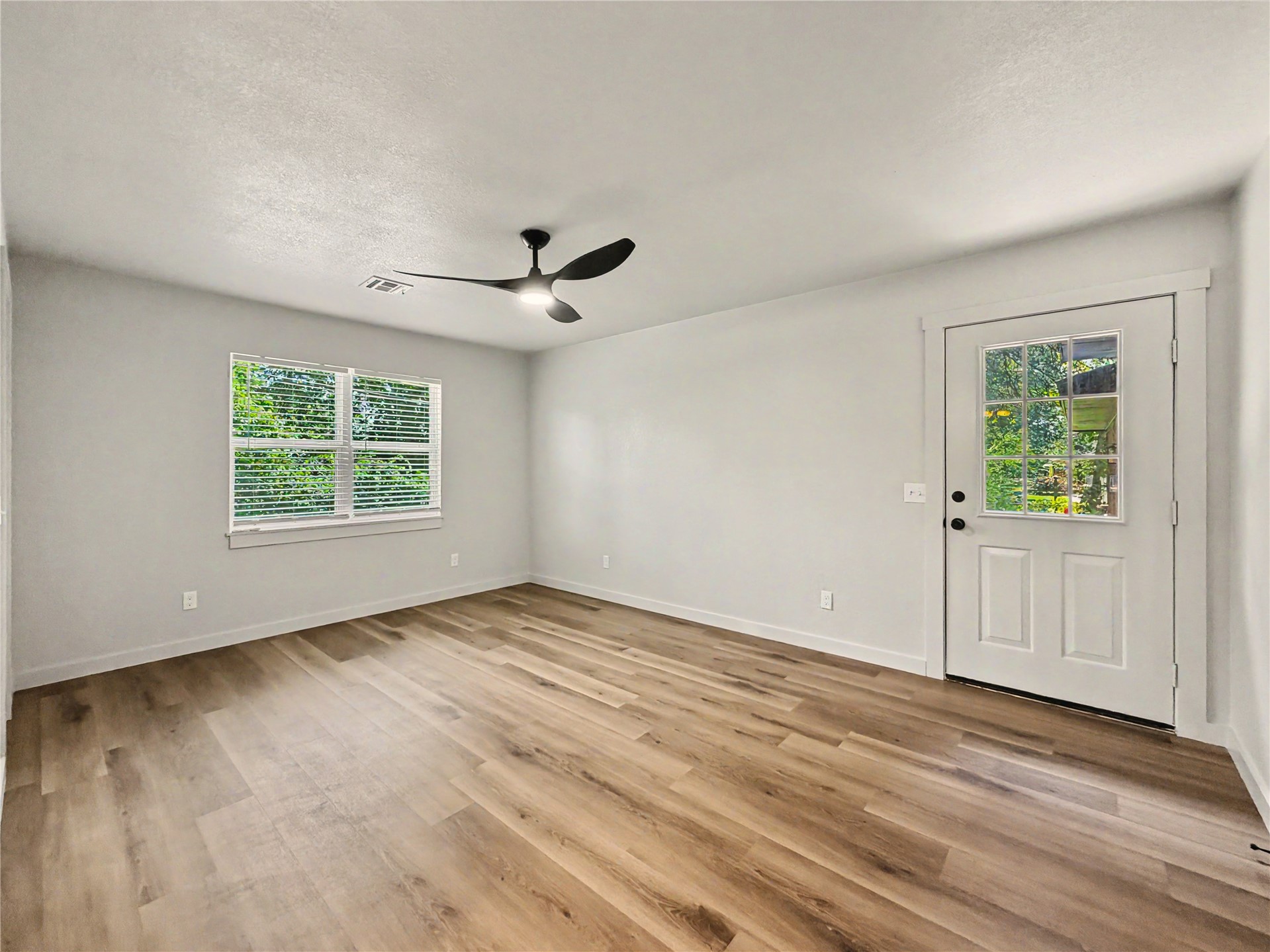 905 Lamer Avenue Property Photo 42