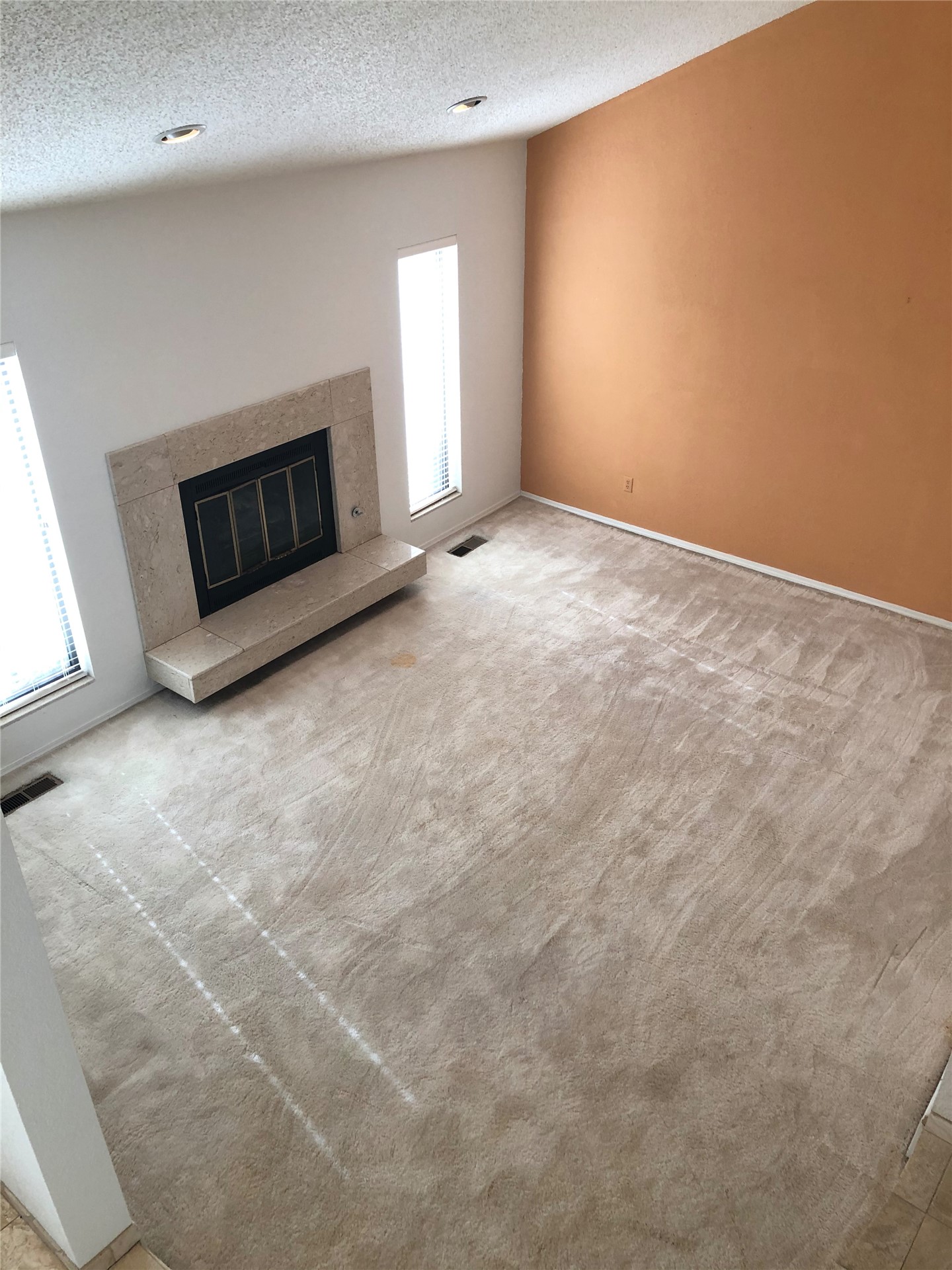 6721 E 87th Place Property Photo 8