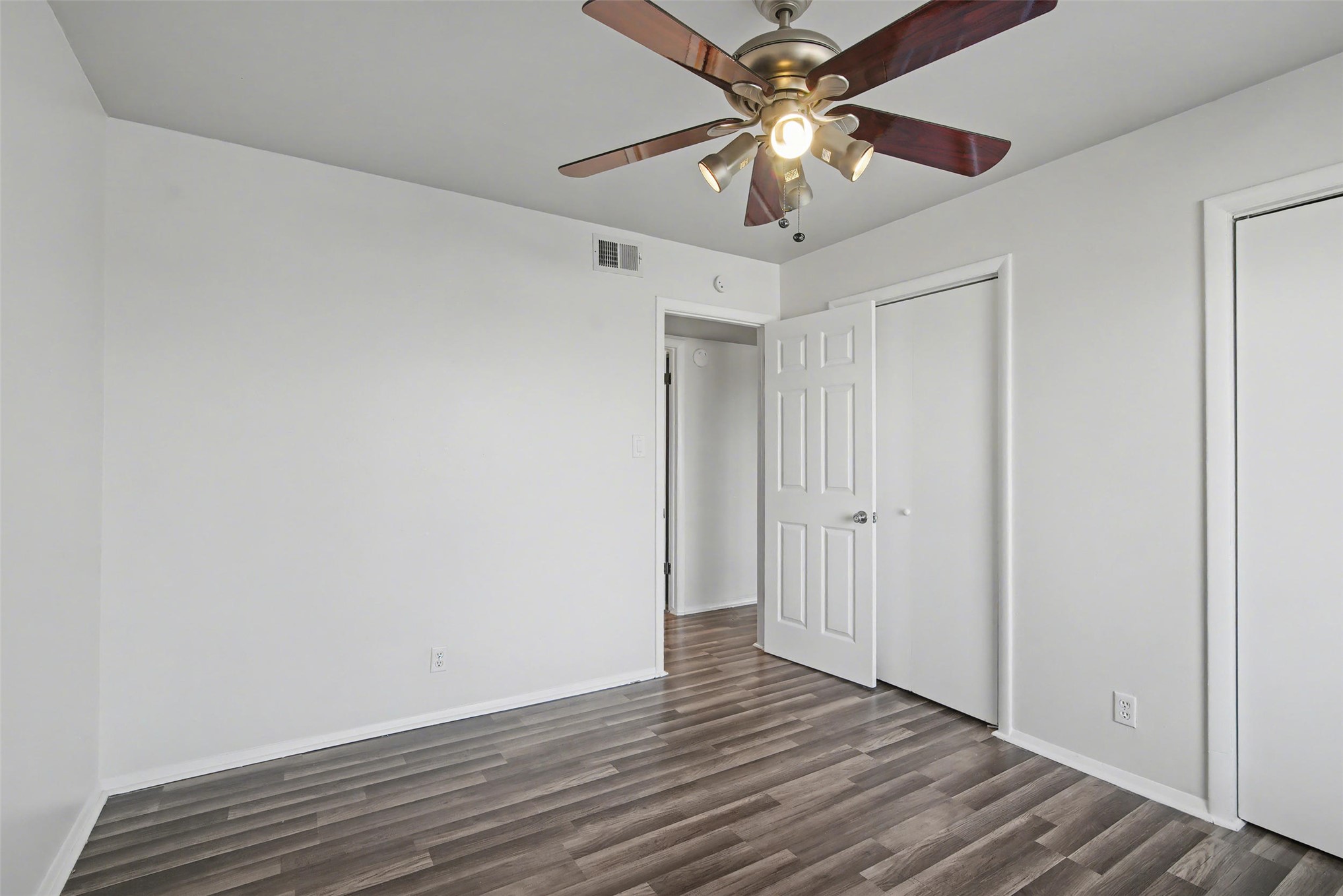 7447 S Yale Street 226 Property Photo 19