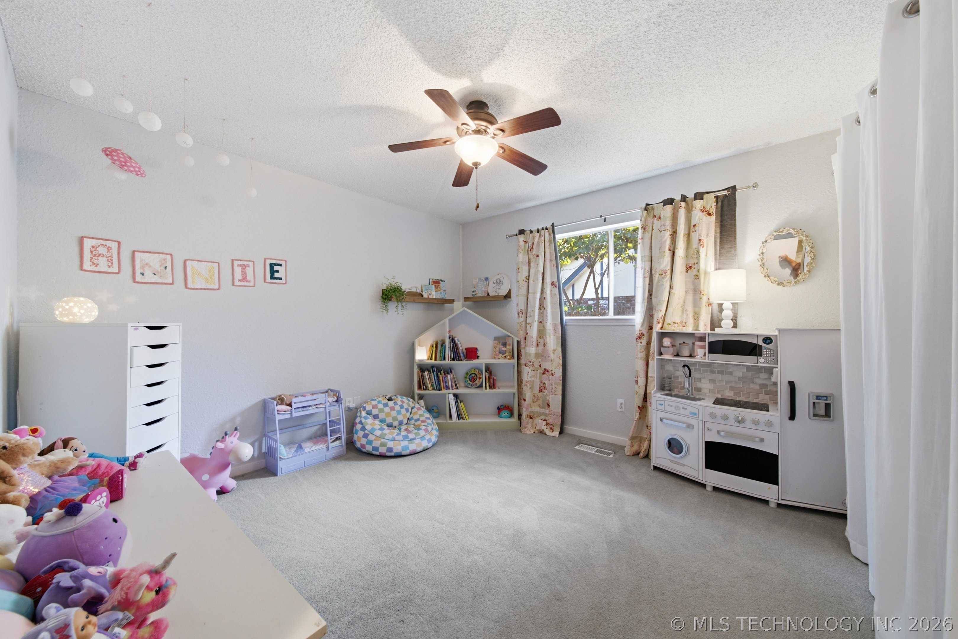 8211 S Marion Avenue Property Photo 30