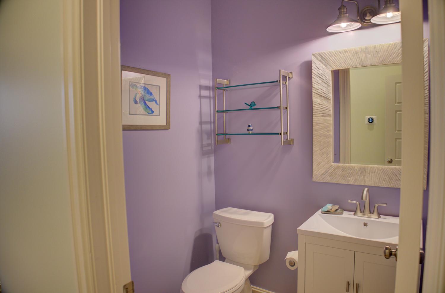 1112 E 36th Street Property Photo 10