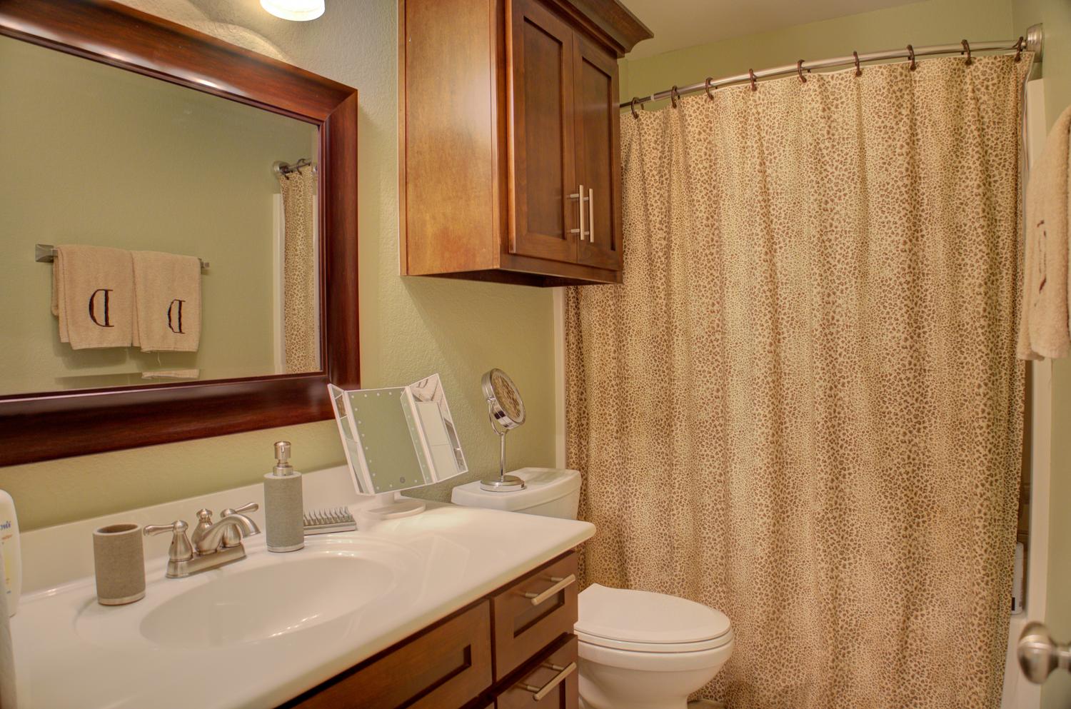 1112 E 36th Street Property Photo 41