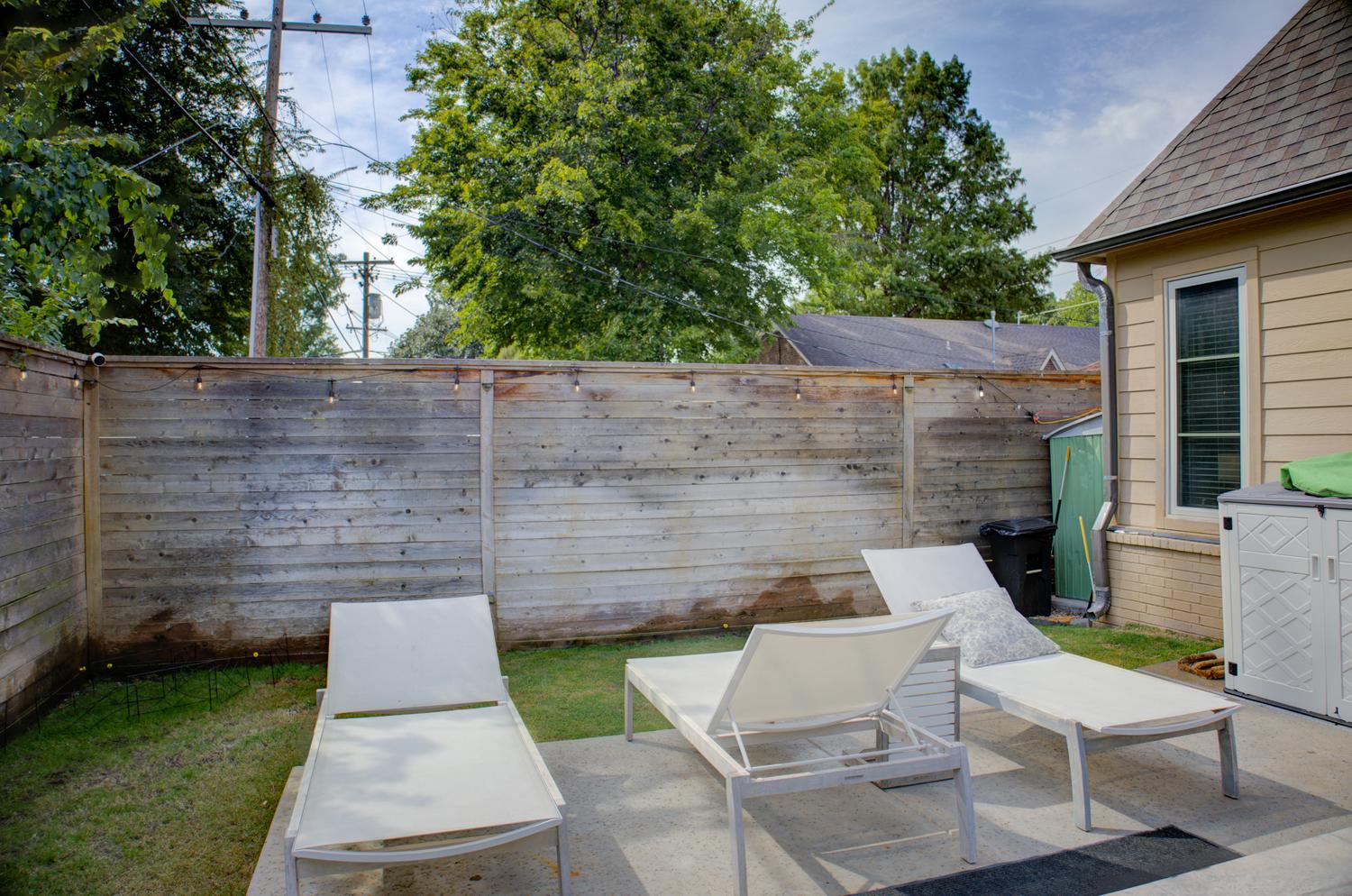 1112 E 36th Street Property Photo 53