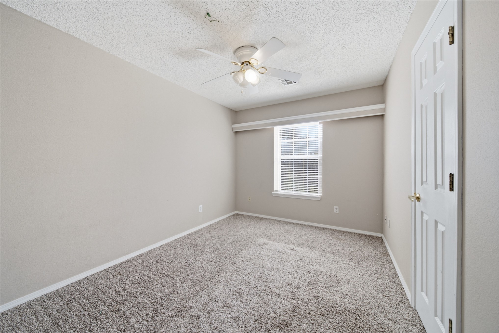 13418 S 90th East Avenue Property Photo 46