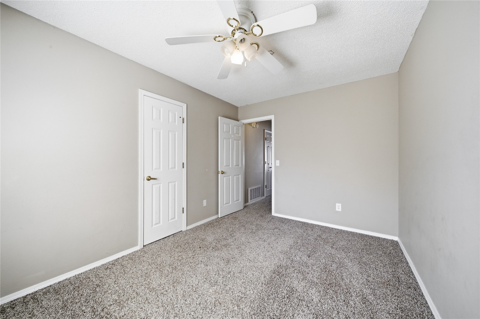 13418 S 90th East Avenue Property Photo 47