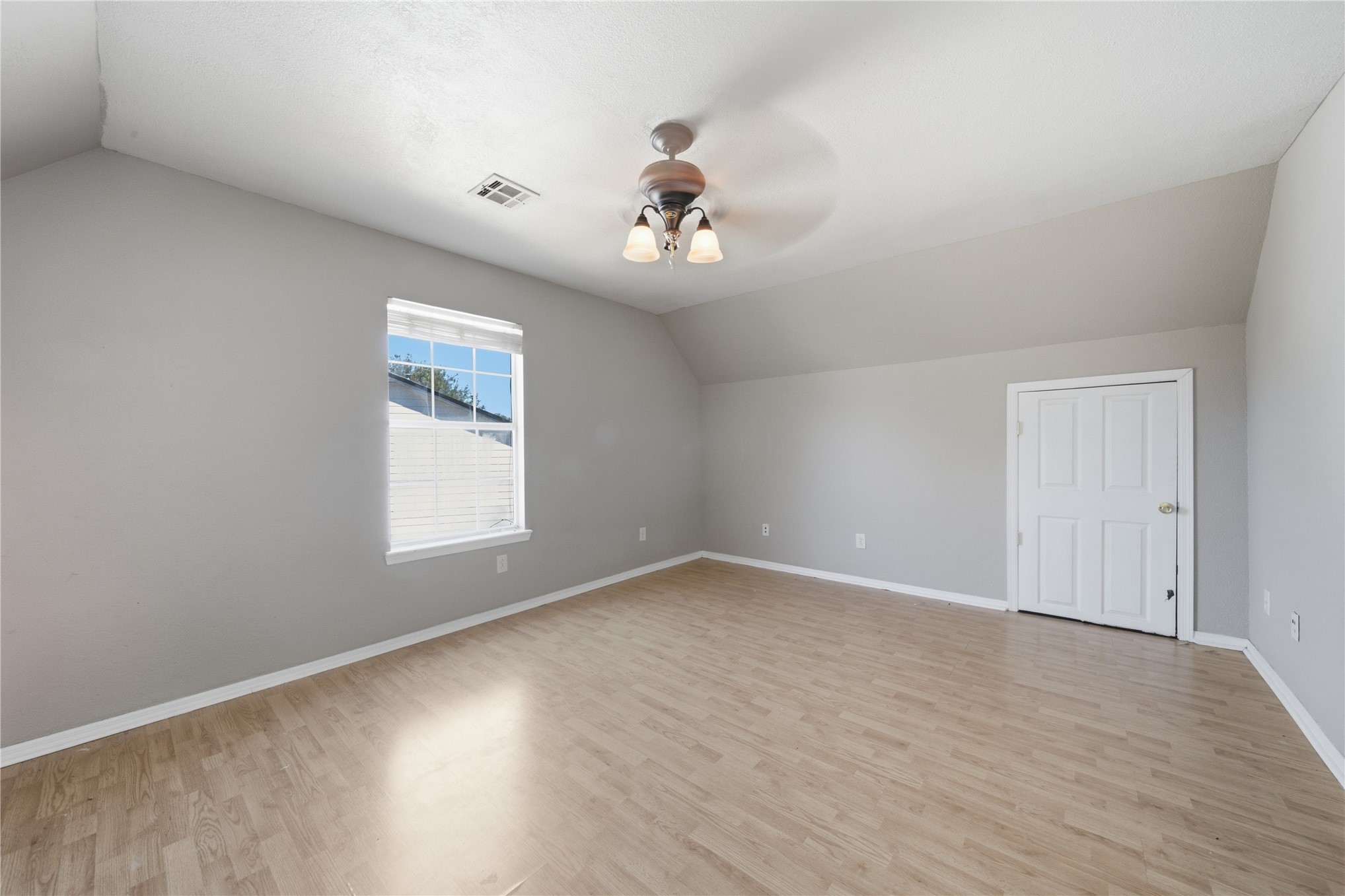13418 S 90th East Avenue Property Photo 49