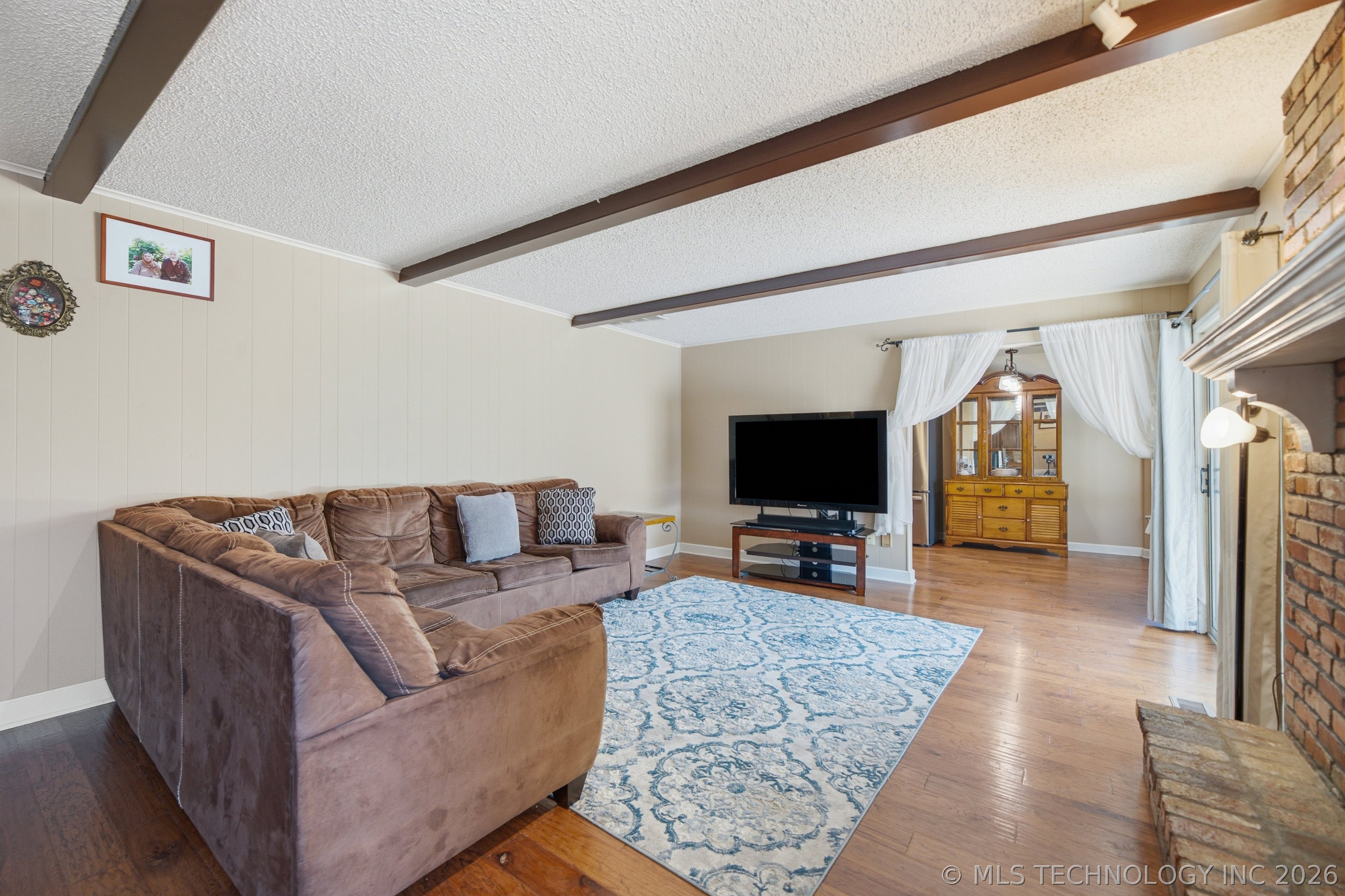 7419 S 86th East Avenue Property Photo 5
