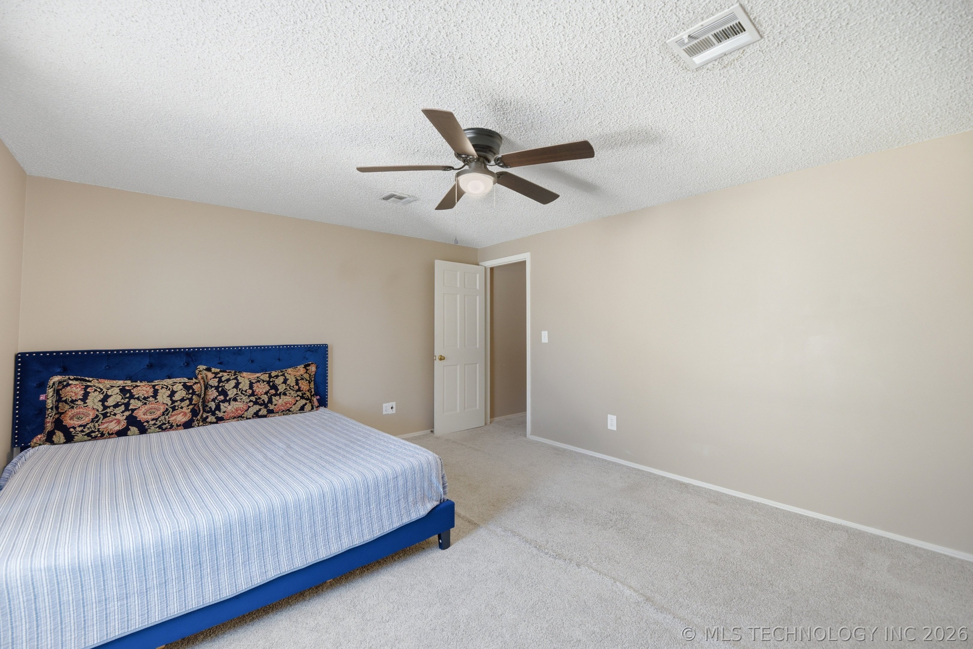 7419 S 86th East Avenue Property Photo 23