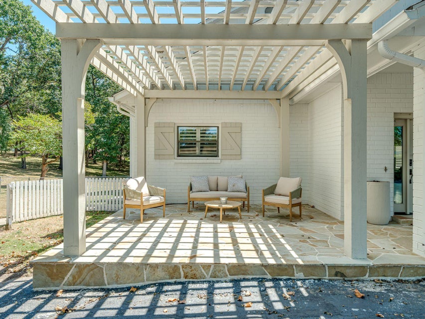30230 562 Road Property Photo 2