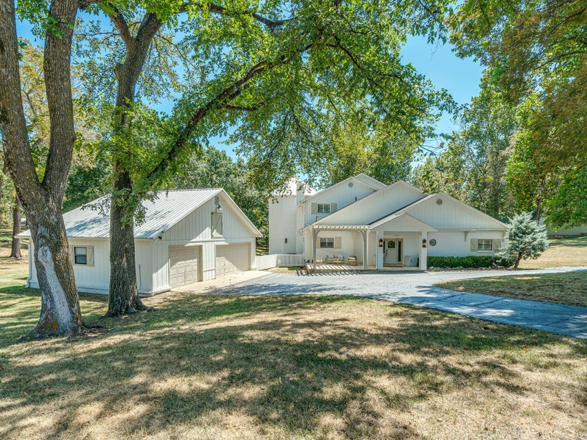 30230 562 Road Property Photo 3