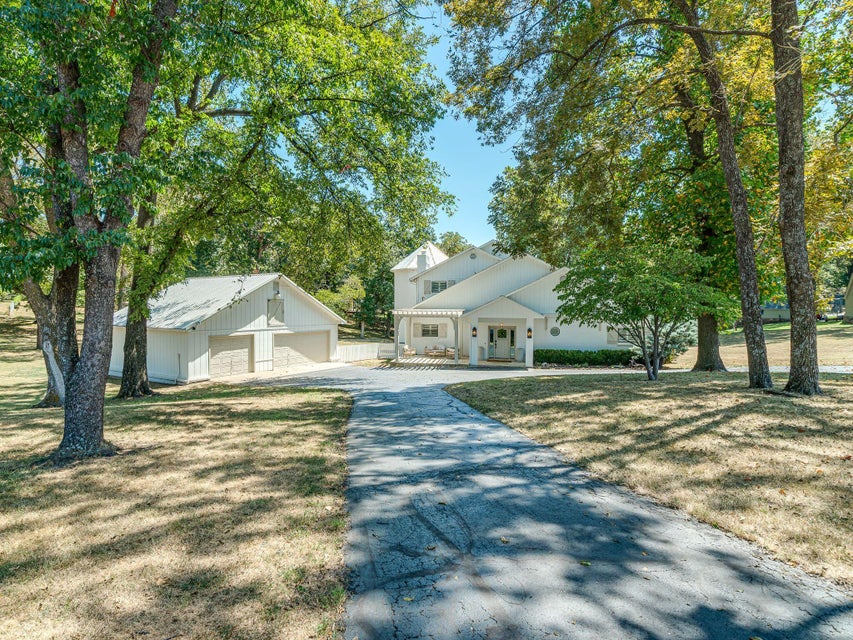 30230 562 Road Property Photo 4