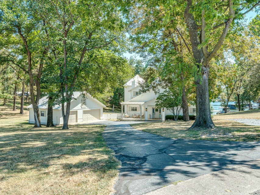 30230 562 Road Property Photo 6