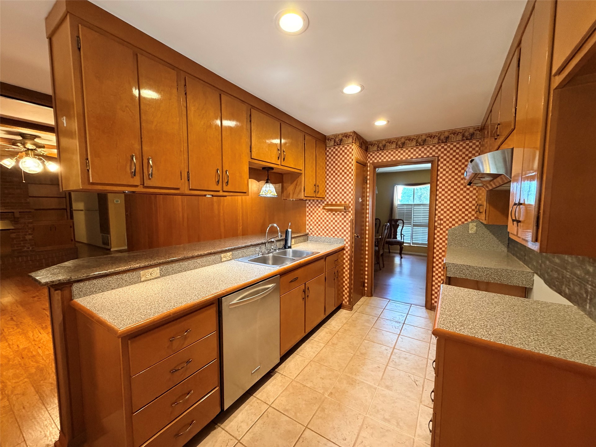 1310 Wade Wells Drive Property Photo 7