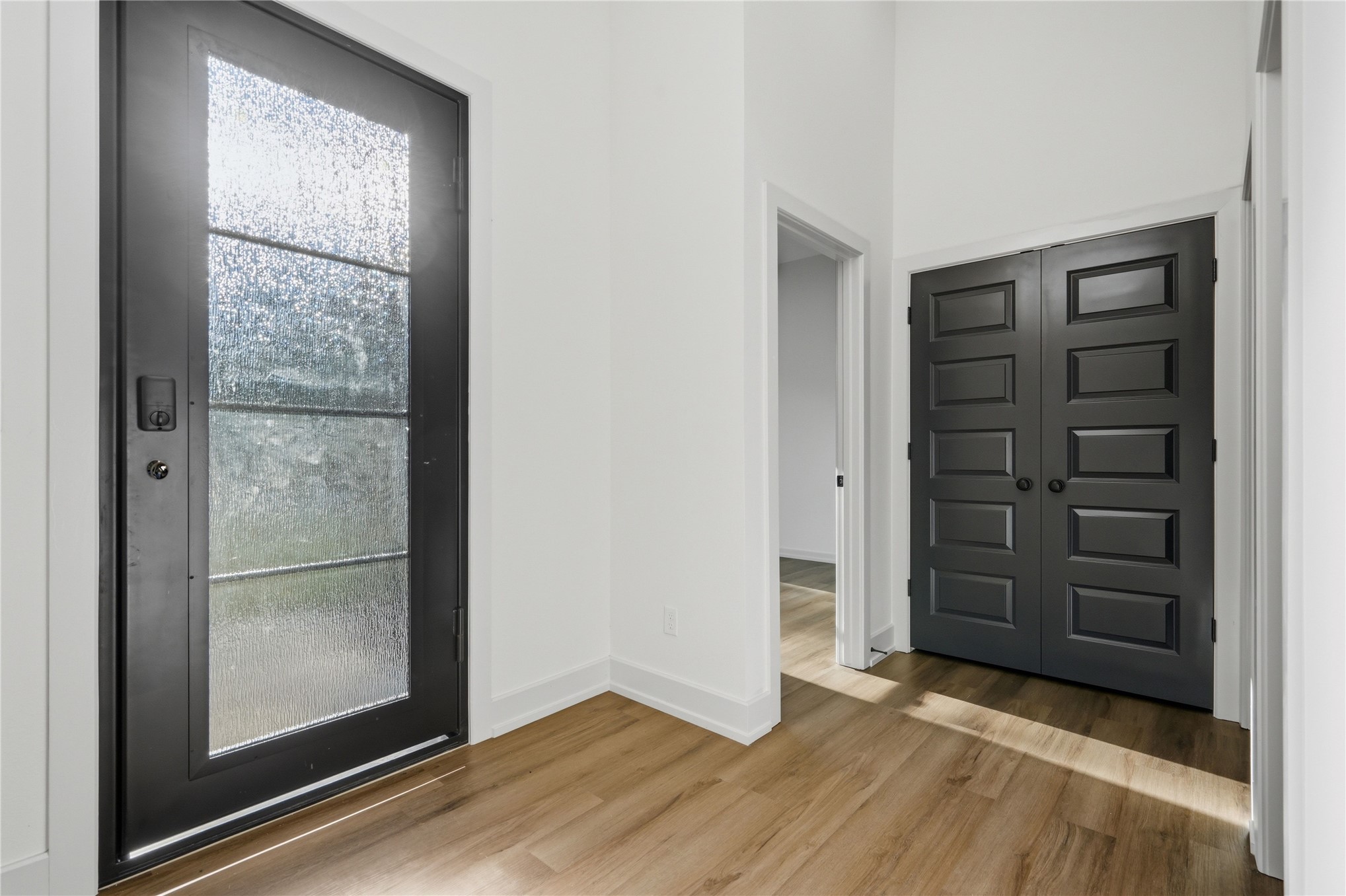 506 N Ross Street Property Photo 10