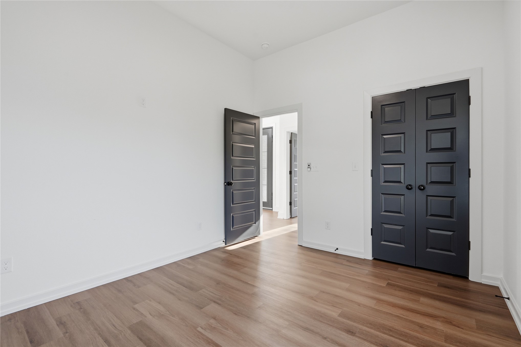 506 N Ross Street Property Photo 14