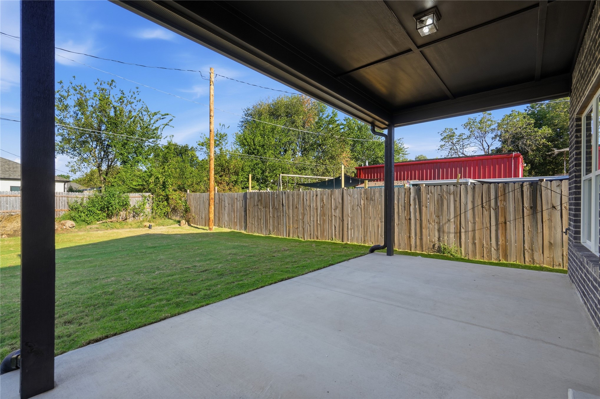 506 N Ross Street Property Photo 25