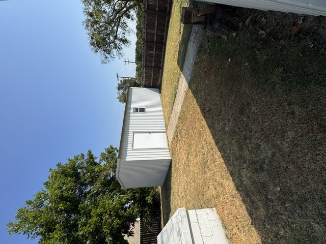 105 E Neff Street Property Photo 7