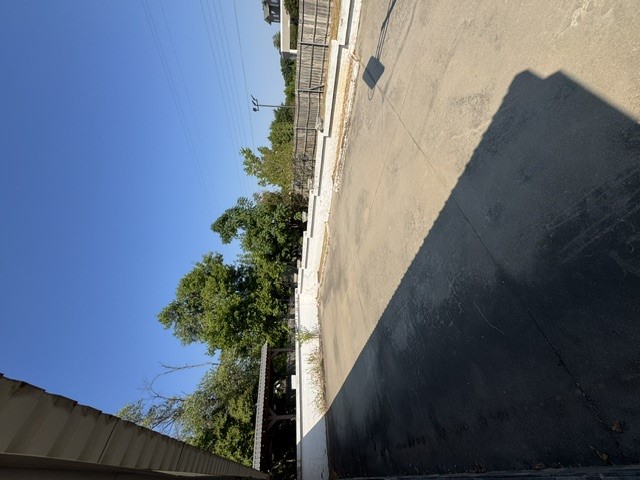 105 E Neff Street Property Photo 10