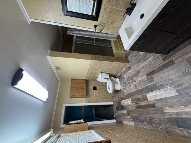 105 E Neff Street Property Photo 38
