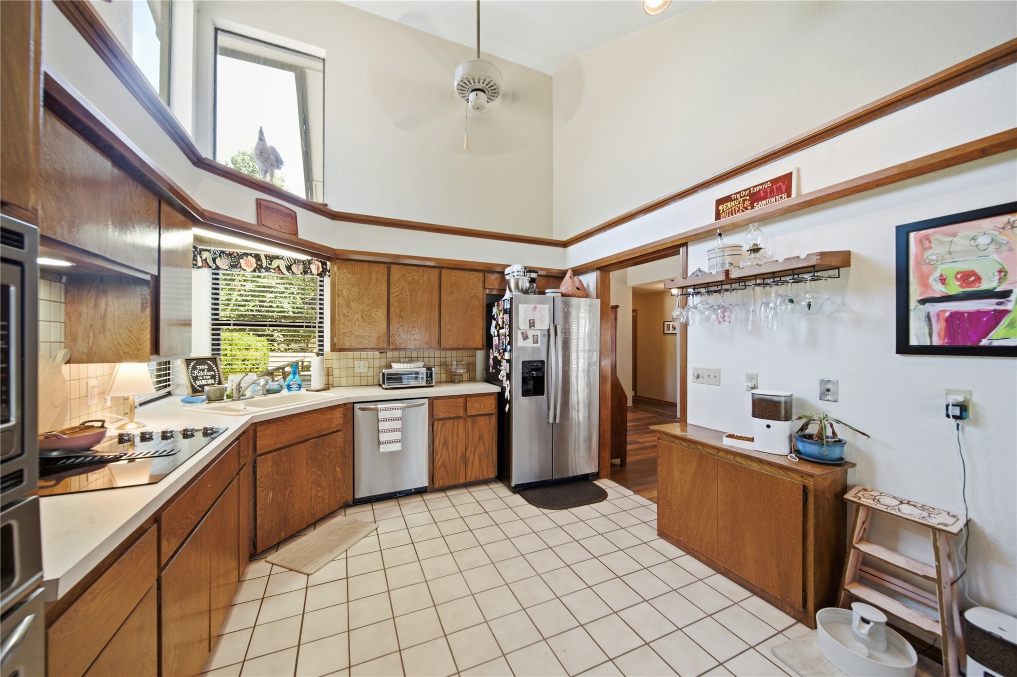 9204 S Maplewood Avenue Property Photo 12